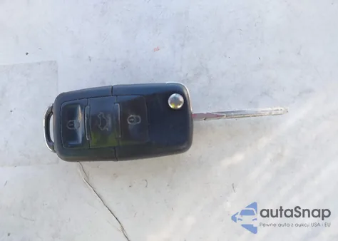 2005 Volkswagen Jetta 2.5 from USA, damaged, VIN 3VWDG71K15M634960